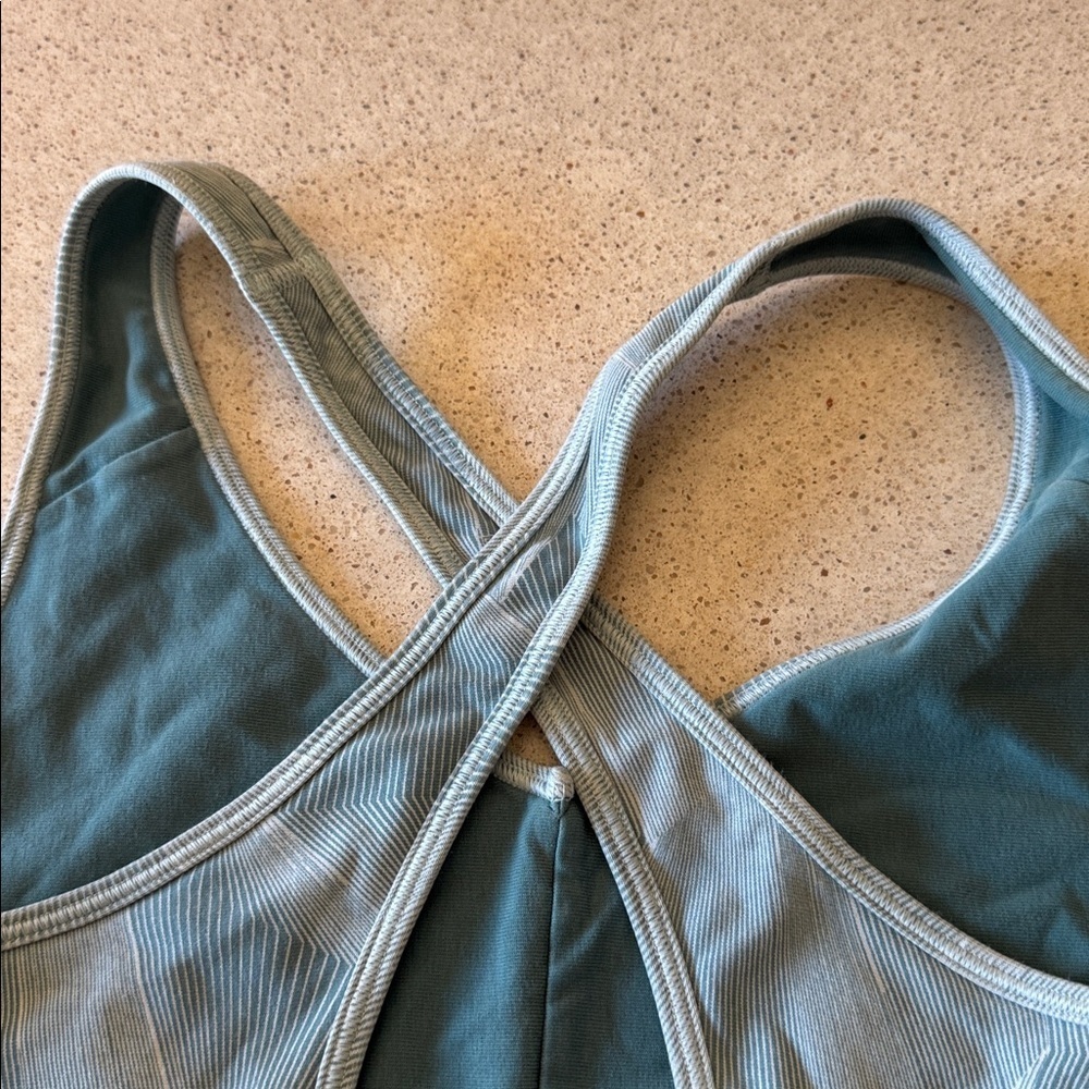 Under Armour Light Blue Sports Bra - Picture 6 of 6
